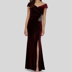 Alex Evenings L39305 Womens Wine Velvet Off-the-Shoulder Evening Dress Size 12